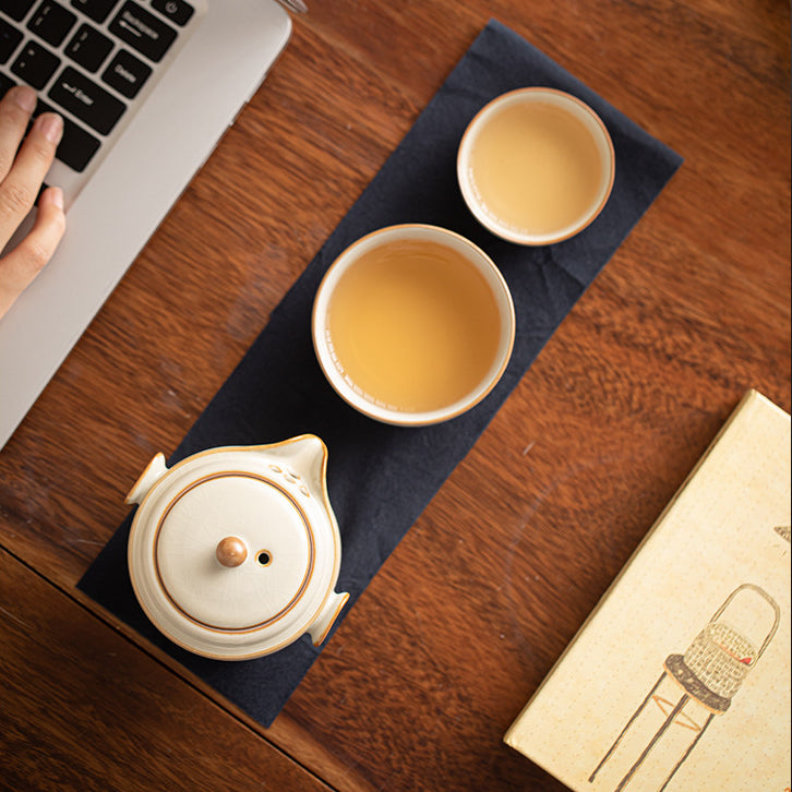 Service à thé portable en céramique ZenTripper - Kit d'infusion pour le bureau ou le camping avec fuite - Service à thé en céramique Ru Kiln de couleur unie avec motifs de nuages Ruyi