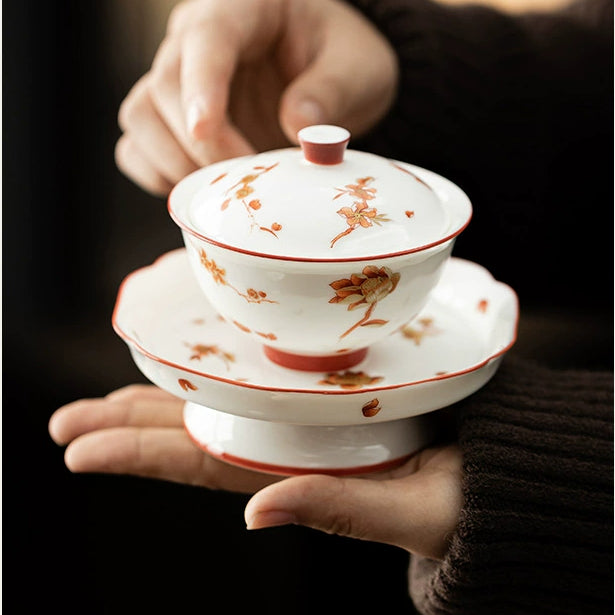 Service à thé en céramique de chèvre - Jade blanc gras avec motifs de fleurs épanouies aux quatre saisons (y compris les ustensiles à boire)