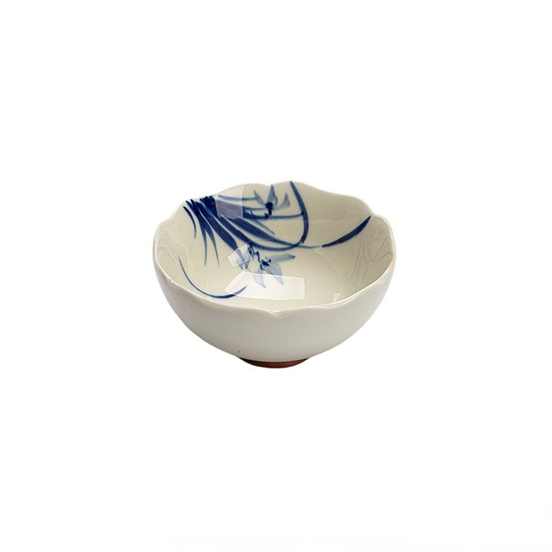 Tasse de maître en argile à bord cannelé d'inspiration antique – Motifs floraux peints à la main Tasse de dégustation de thé Kung Fu